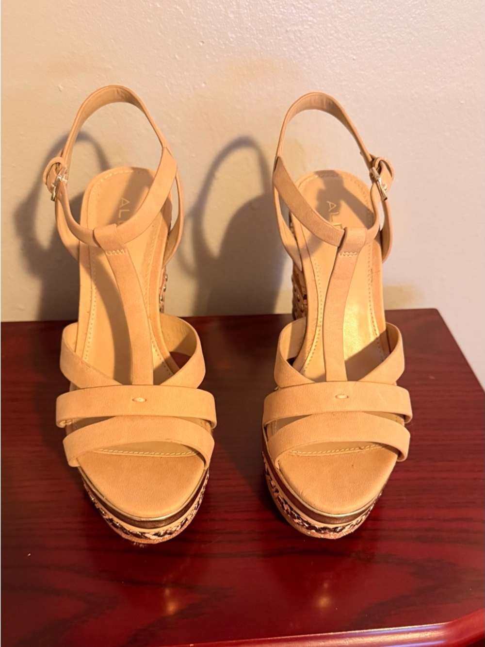 Aldo Size 6 Platform Wedge Sandals